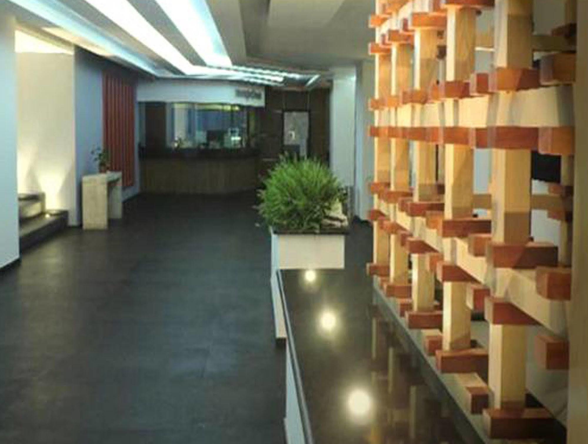 Hotel Atenas Plaza Mexiko-Stadt Exterior foto