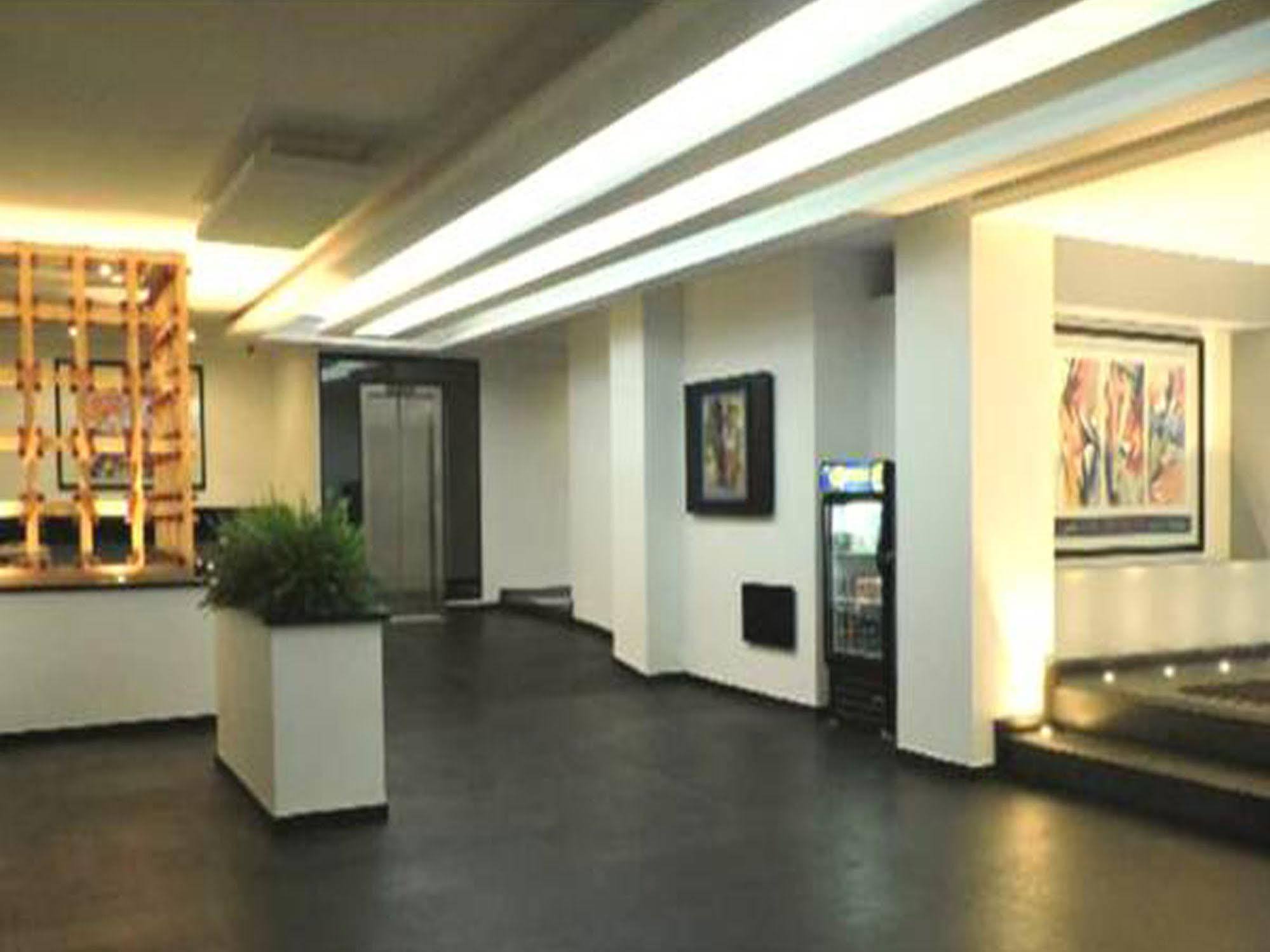 Hotel Atenas Plaza Mexiko-Stadt Exterior foto